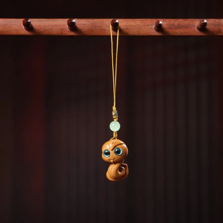 黄金檀木十二生肖手工实木蛇年卡通创意挂饰手机链小件饰品小挂件