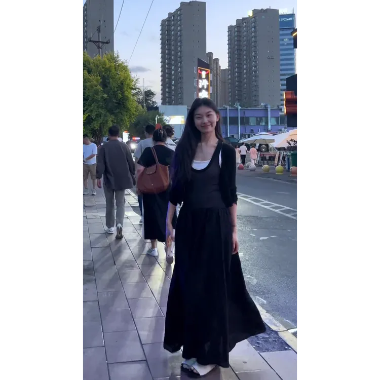 MARIE.COCO夏季休闲通勤风一整套百搭黑色开衫女设计感绝美连衣裙