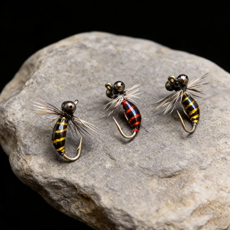 进口手工蓑羽毒蚊浮水飞蝇钩毒蚊路亚微物白条马口溪哥浮水响尾蛇