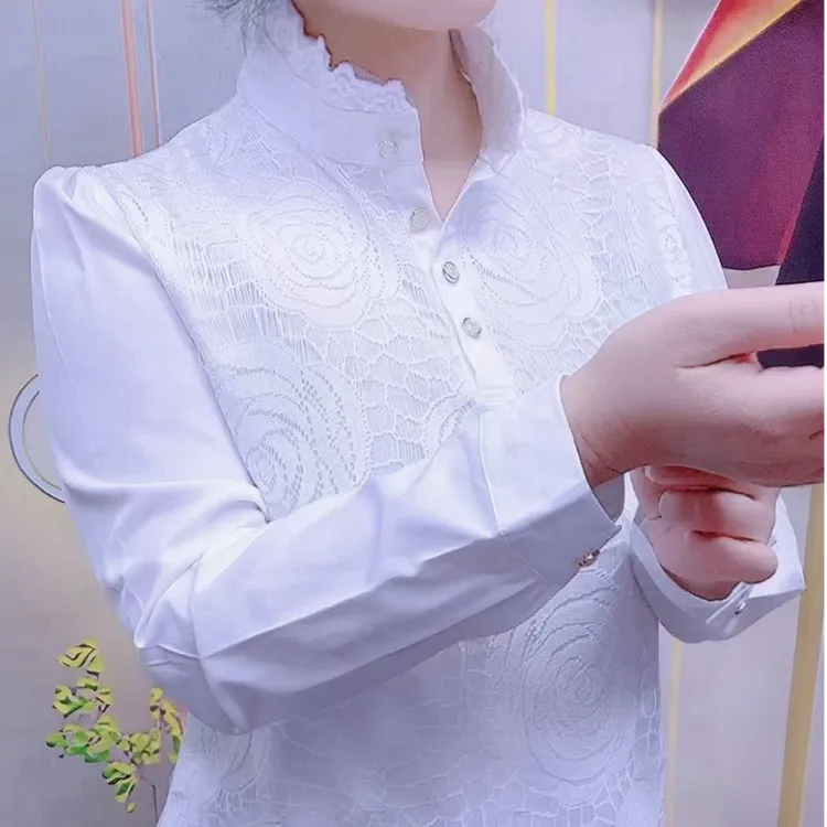 新款白色小美衫洋气时尚百搭加绒加厚立领蕾丝打底衫气质妈妈上衣