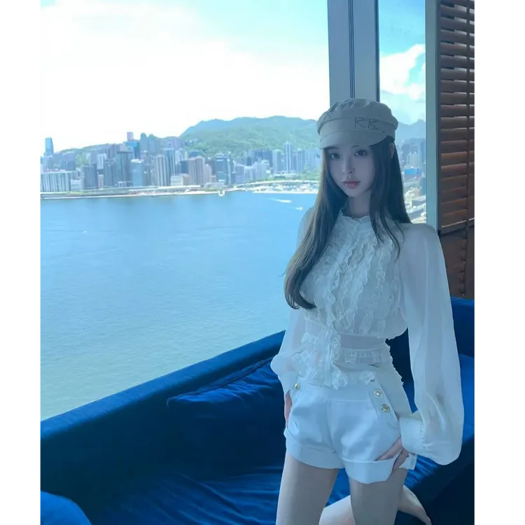 法式富家千金宫廷风设计衬衫女高级感洋气上衣配显瘦高腰短裤套装