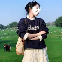 蕾丝拼接刺绣圆领加绒卫衣女新款2025时尚洋气长袖上衣8822