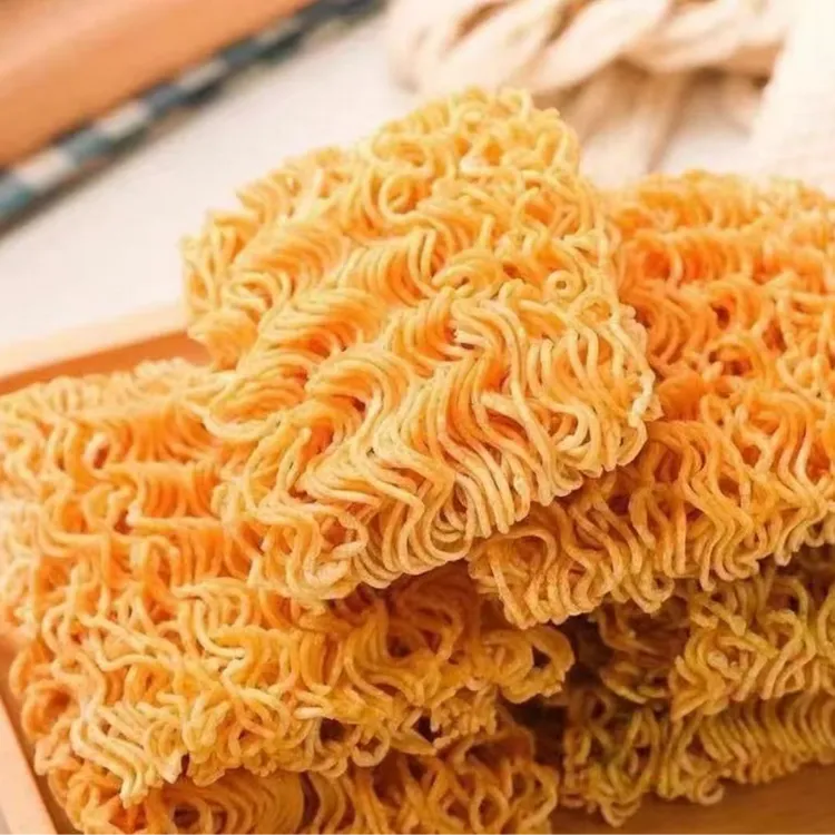 酥脆可口解馋的干脆面方便面速食夜宵休闲零食