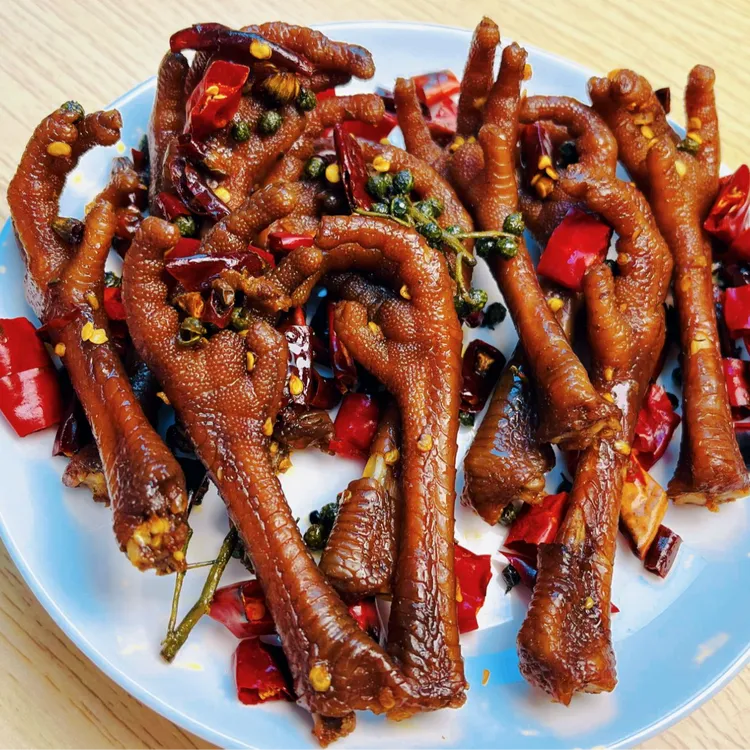 【双十一活动大场】麻辣土鸡爪150克*10包  硬的哟，肉少介意慎拍！