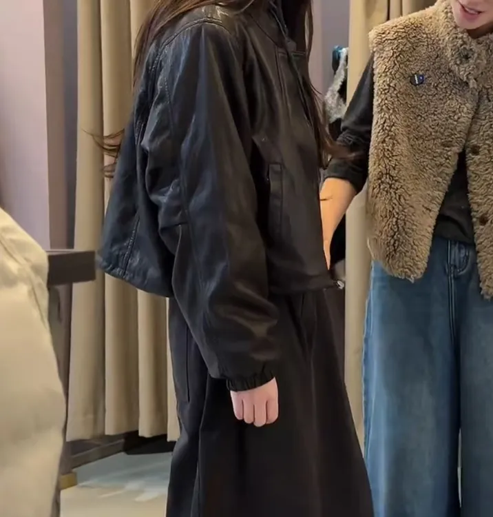 时尚潮流百搭精品女装dgd7687