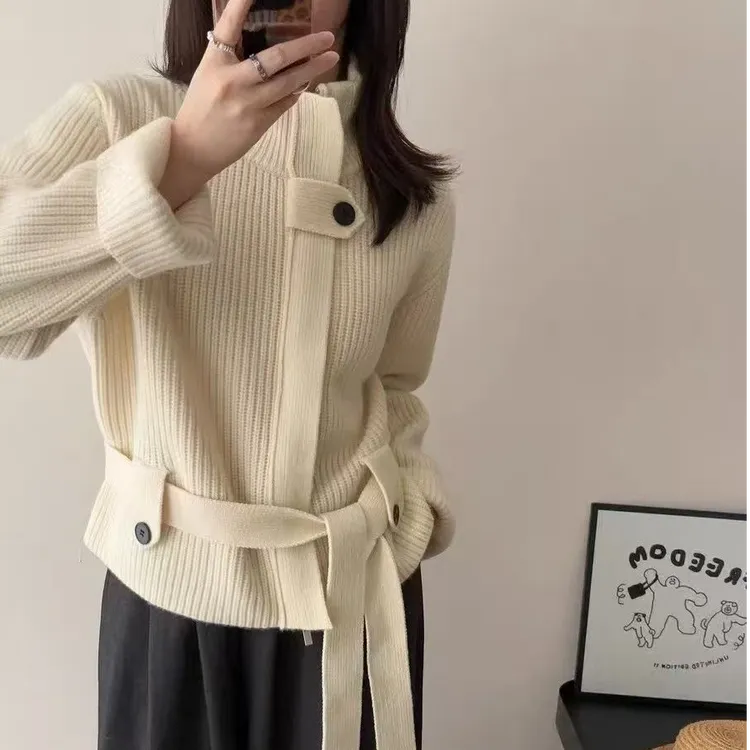 韩国高端设计感韩版立领系带收腰秋冬新款毛衣宽松高级感针织上衣