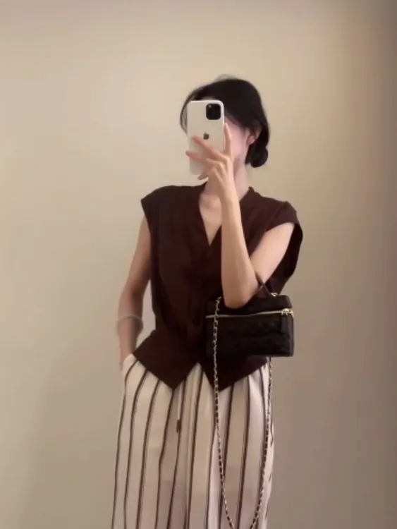 法式气质V领无袖背心+条纹阔腿裤套装女款2025夏季新款洋气两件套