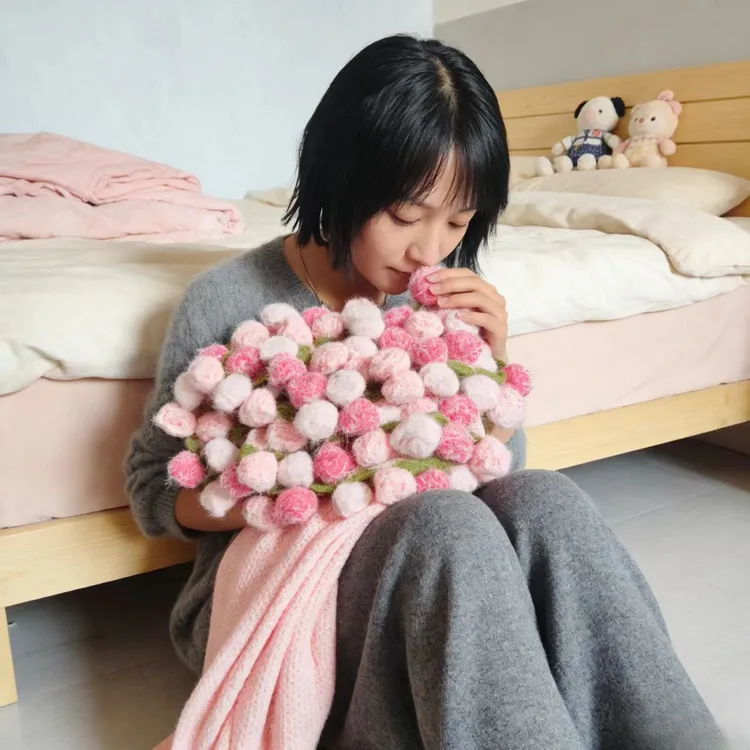 成品手工玫瑰花渐变玫花手工绒毯花束毛毯礼物玫瑰花毯创意礼物
