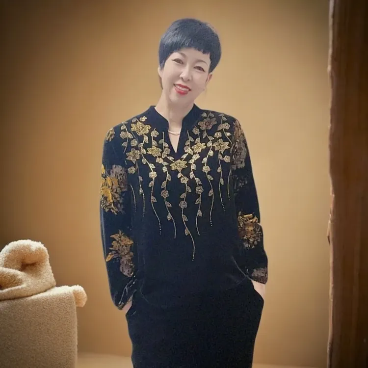 宽松型中老年女装时尚花色长袖百搭厚款立领休闲金丝绒打底气质