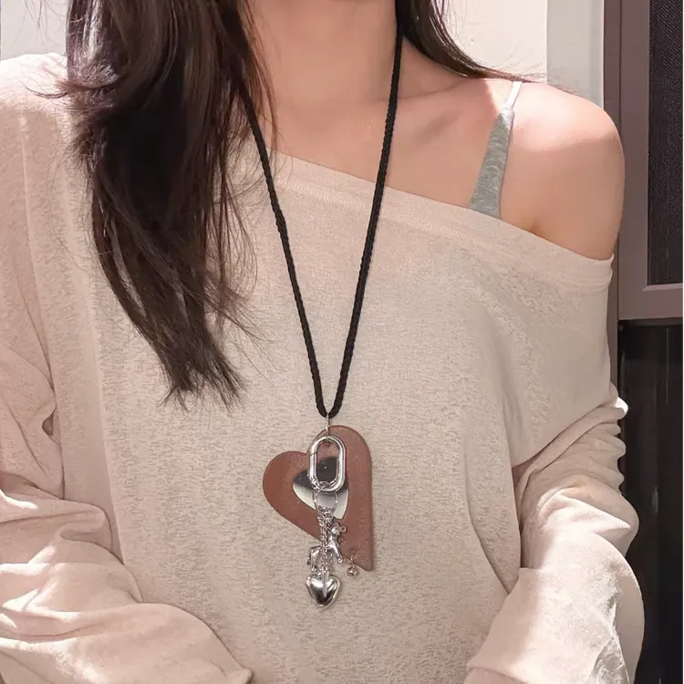钛钢棉绳项链 【镜映心犬】项链女款爱心小狗小众甜酷ins长款项链26