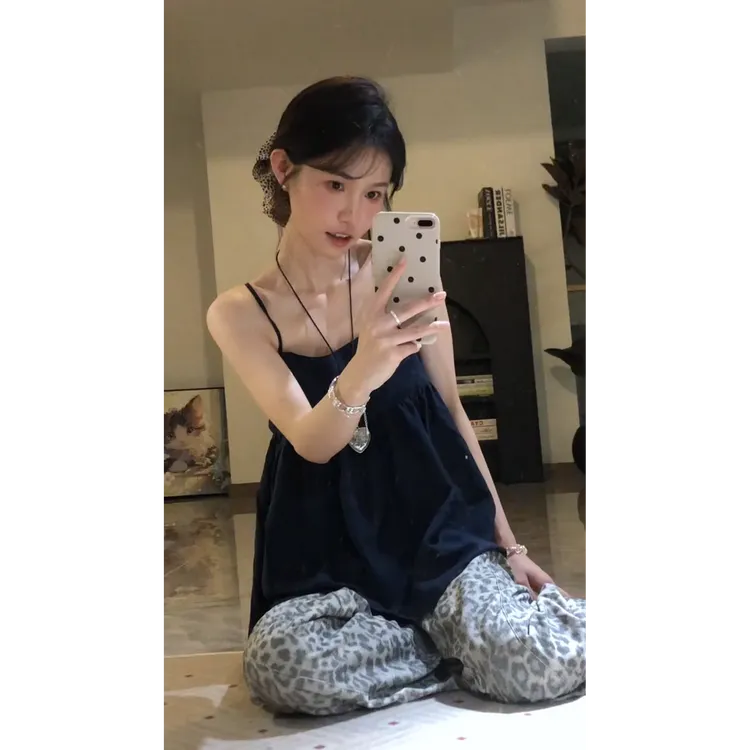 MARIE.COCO法式气质无袖蓬蓬吊带背心女夏天薄款设计感休闲裤子
