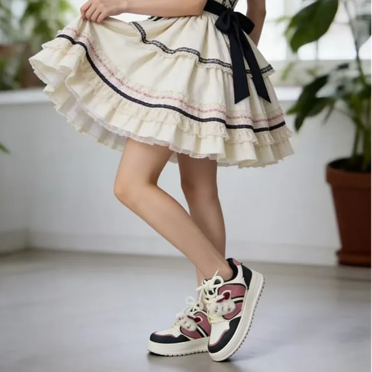 秋冬粉墨登场新款棉鞋成人圆头防滑休闲板鞋学生卡通增高加绒保暖