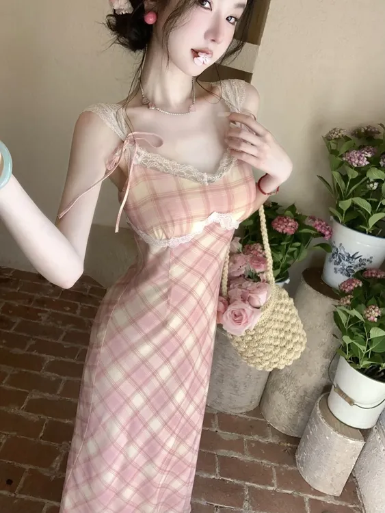 冰芒桃桃 复古温柔少女感撞色格纹连衣裙女时尚气质显瘦高级长裙