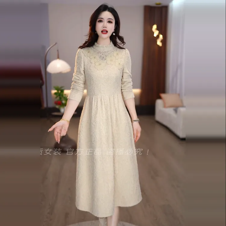 高档贵妃绒时尚洋气简约优雅礼服裙2025秋冬新款中长收腰连衣裙女