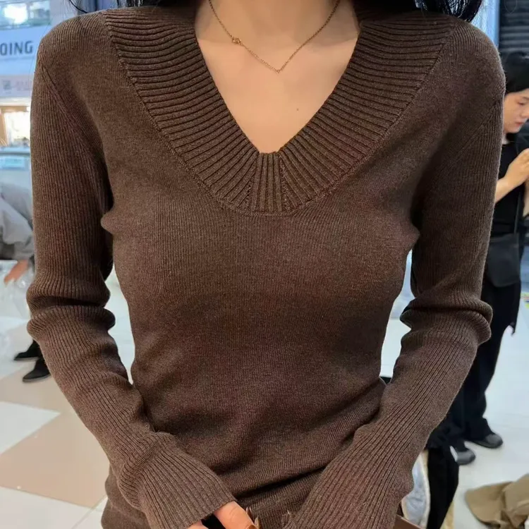 2025新款冬季V领针织打底衫时尚百搭网红针织衫毛衣