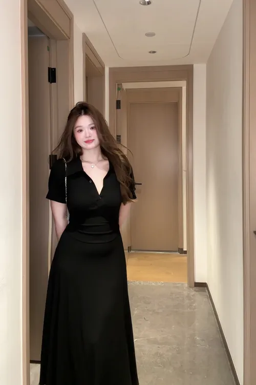 现货【巨显瘦】微胖mm纯欲芭蕾风POLO领连衣裙甜辣妹收腰显瘦短裙