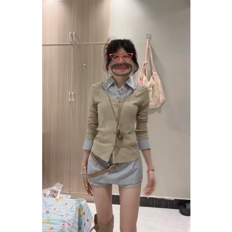 假两件衬衫女2025新款上衣秋装搭配一整套韩系穿搭套装裙