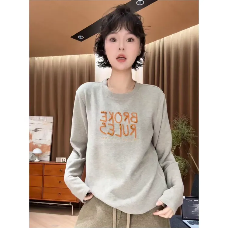 欧尼私服【顶珠字母上衣】2025冬季新款烫钻刺绣T恤 2511C8184