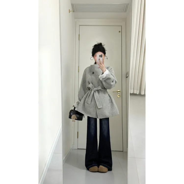 2025秋冬韩系高级感灰色立领系带收腰显瘦毛呢外套大衣短款冬季