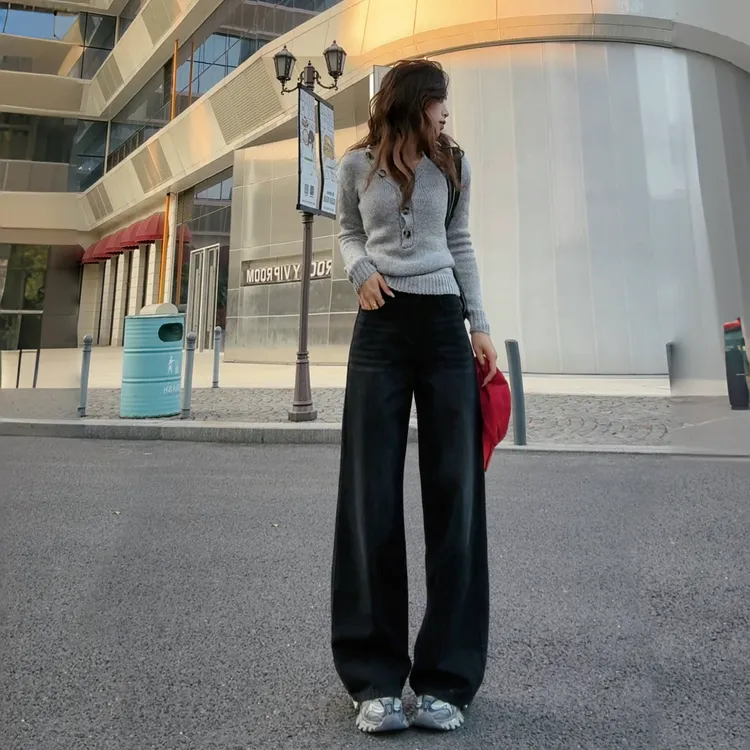 潮流洋气高腰浅色牛仔裤子女款爆款2025新款宽松显瘦百搭阔腿裤子