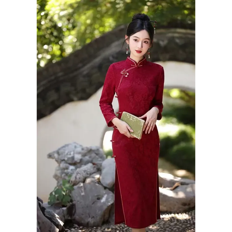 【家有喜事】秋季新款针织提花国风新中式婚宴酒红色大码喜妈妈旗袍