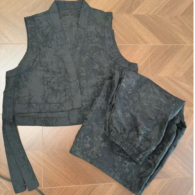 museguhui/木色古汇82559#休闲时尚夏季刺绣套装（马甲+裤子）