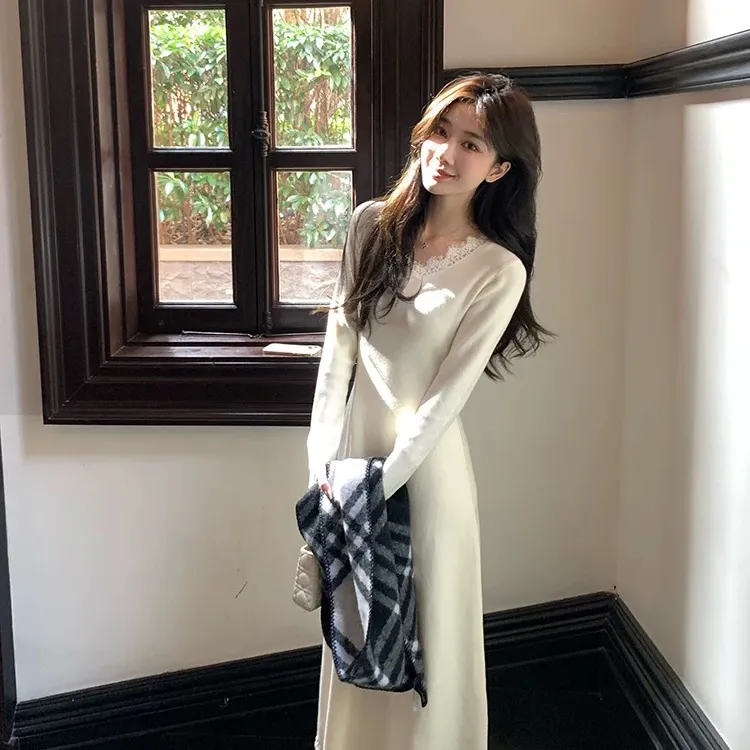 5012蕾丝连衣裙秋冬气质法式长袖中长款裙子慵懒温柔打底A字长裙