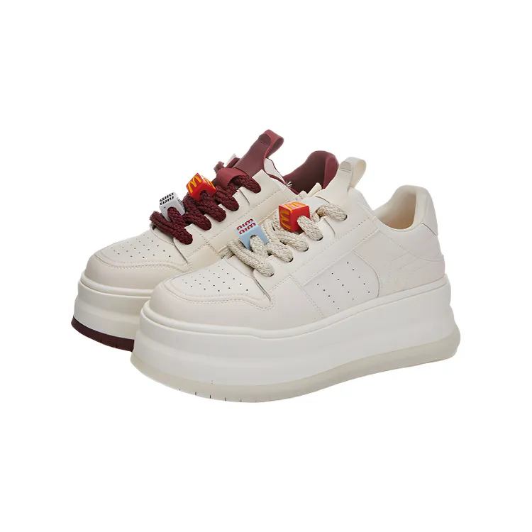 吸膜底真皮小白鞋女2025春季新款厚底运动板鞋休闲女鞋百搭鞋子女