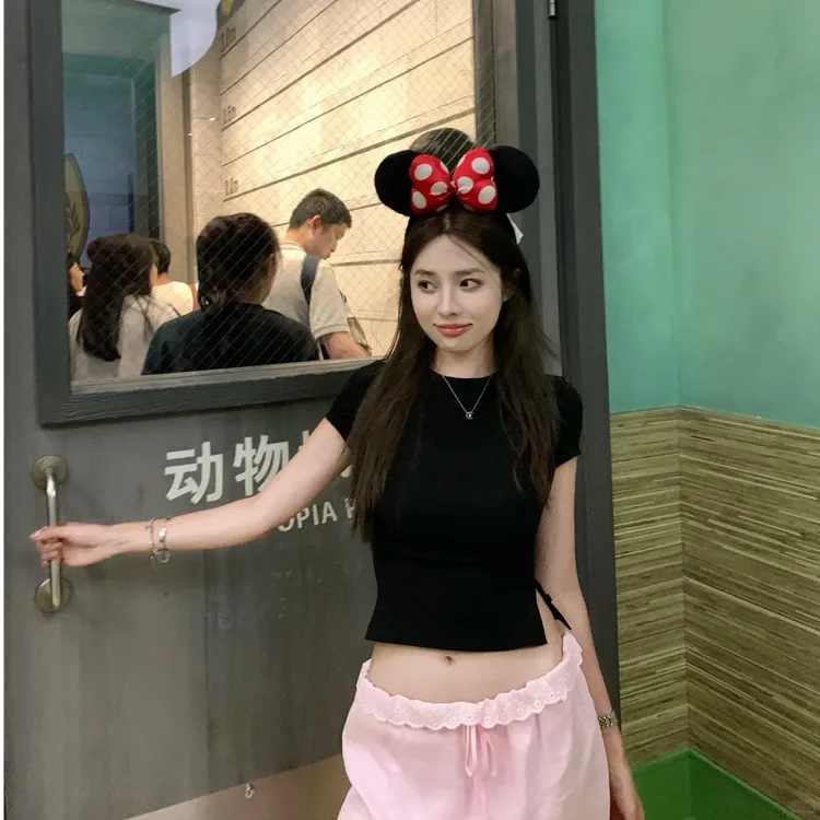 2025夏季新款时尚打底短袖上衣修身洋气休闲百搭气质显瘦外穿上衣