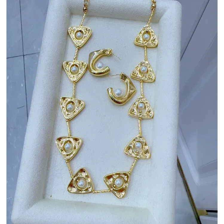 铜合金项链 unqakiz气质轻奢时尚百搭欧美长款金色镶嵌