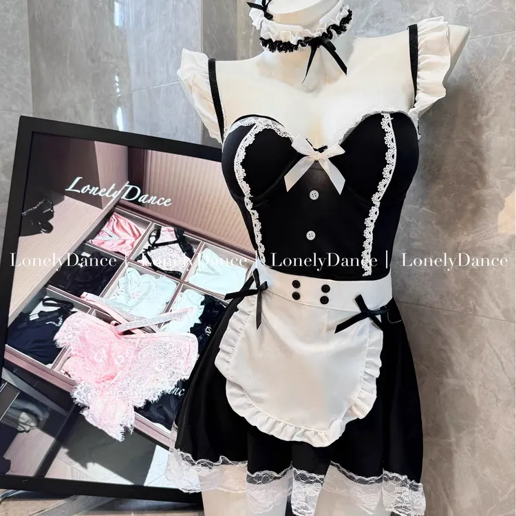 晚安闪闪~200斤大码带垫垫*仆仆风带钢托垫垫遮肚子吊带连衣裙