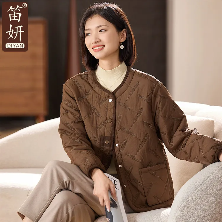 2025新款时尚外套妈妈秋装洋气开衫上衣服秋冬百搭中老年女装