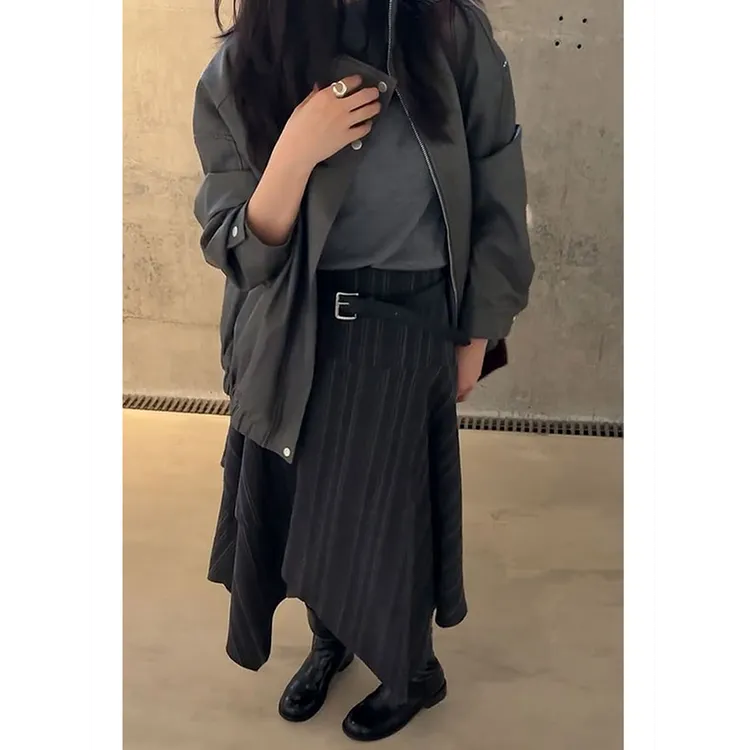 韩系灰色条纹半身裙女早秋新款时尚小个子不规则显瘦百搭中长裙