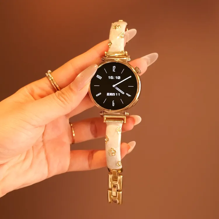 山茶花珐琅鎏金手镯带适用华为GT5手表带女款高级时尚新款GT6表带