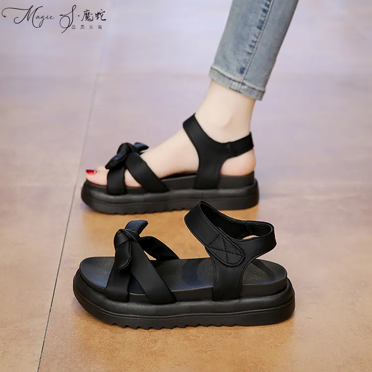 爆款软底凉鞋女夏季百搭2025新款一字带黑色厚底配裙子学生沙滩鞋