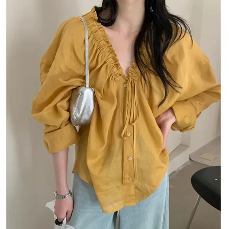 木耳边v领衬衫女2025春夏新款时尚设计感系带长袖欧若风衬衣上衣