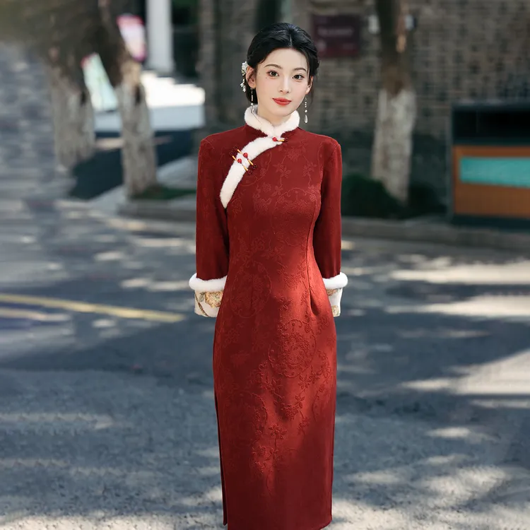 小个子新中式红色冬款加绒旗袍马甲套装秋冬保暖长袖修身日常款