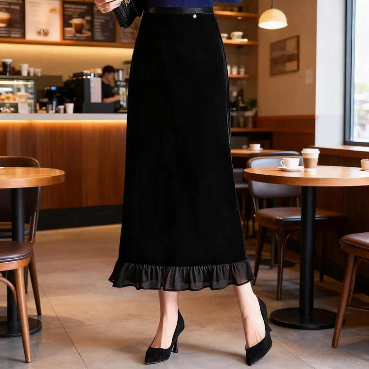 黑色金丝绒花边长款半身裙女秋冬2025时尚高腰气质显瘦直筒半身裙