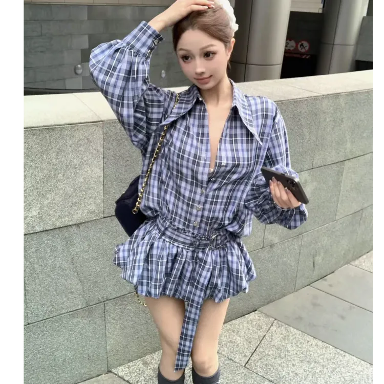 2025春季新款宽松时尚气质格纹衬衫高级设计感上衣配显瘦花苞裙裤