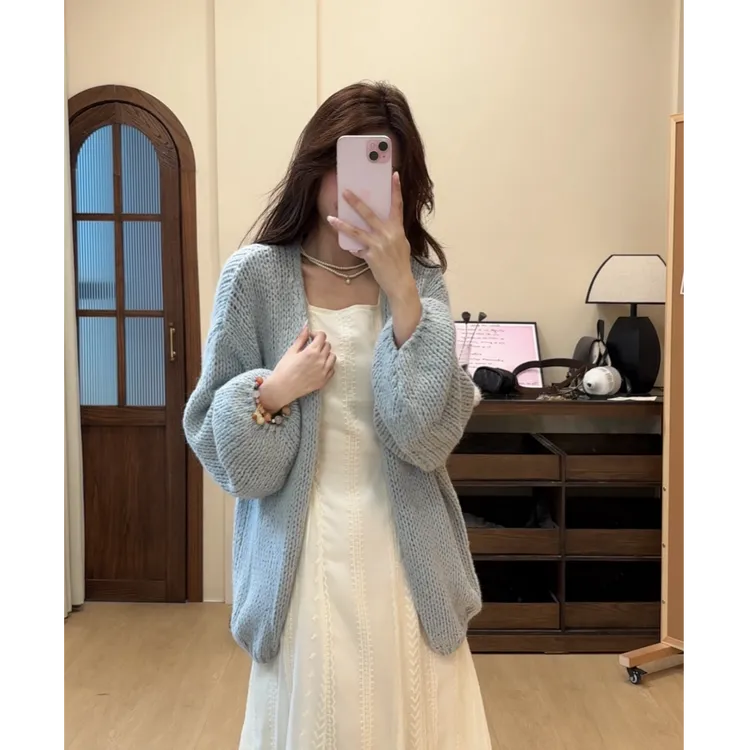 1031韩系温柔风百搭蓝色针织开衫女春秋新款慵懒软糯宽松外套上衣