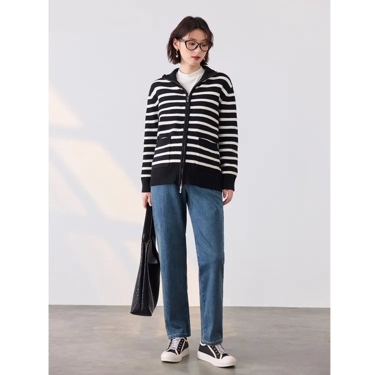 秋冬款孕妇加厚休闲时尚毛衣外穿内搭条纹拉链毛织开衫HH65257