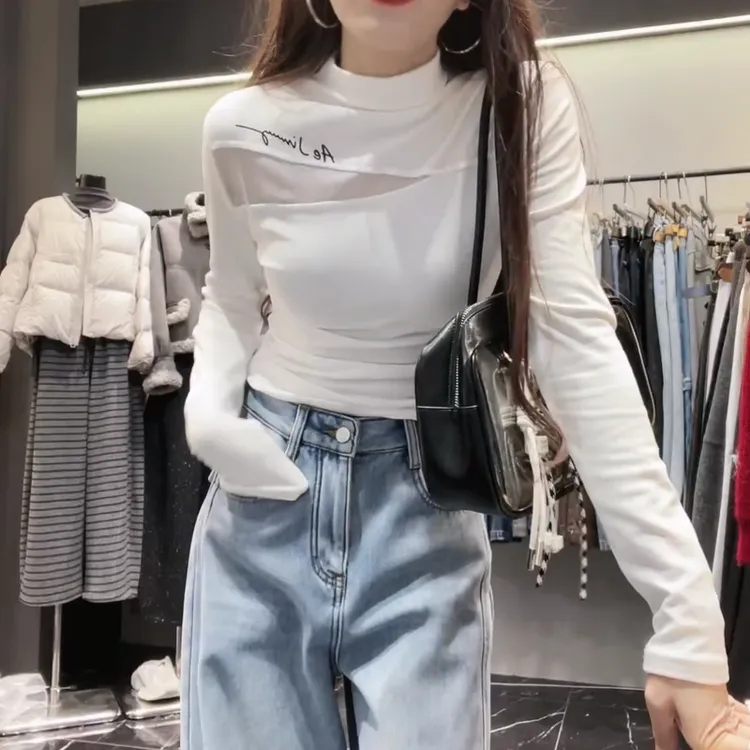 【网纱字母】磨毛冬款显瘦黑色辣妹时尚性感长袖上衣LK2508578