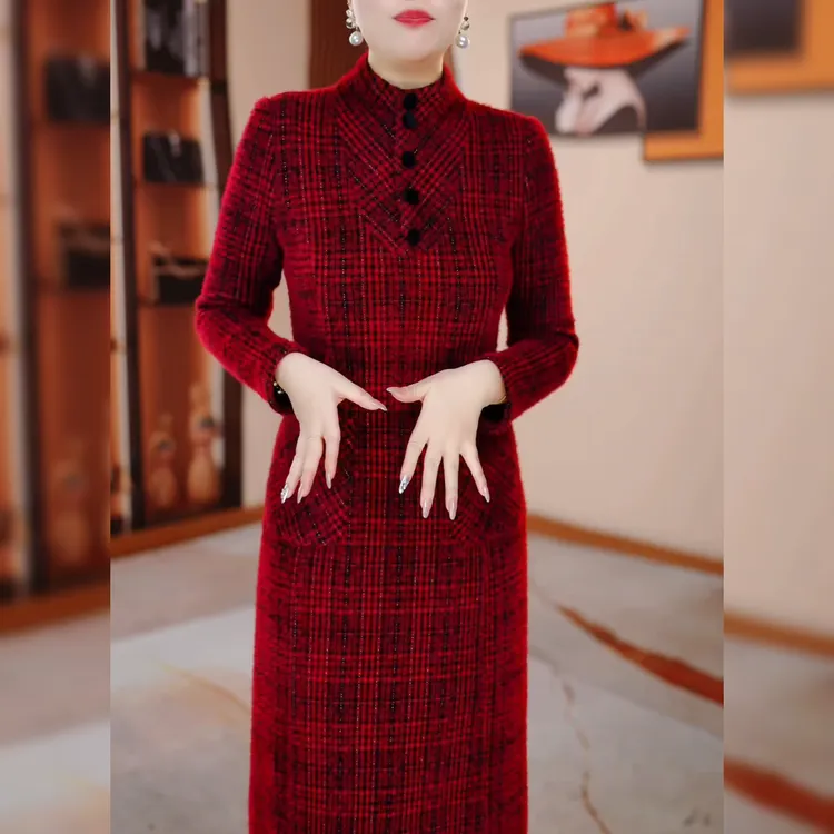2025时尚秋冬修身显瘦遮肉连衣裙气质大气时尚洋气长袖格子