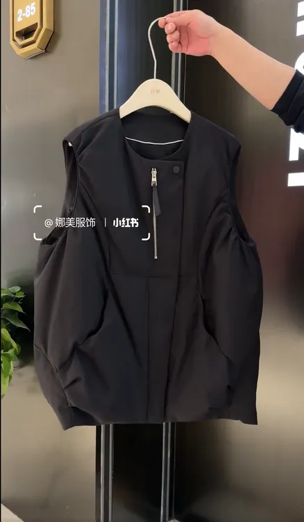 加厚马甲外套女秋冬2025新款今年流行爆款巨好看外穿叠穿棉服