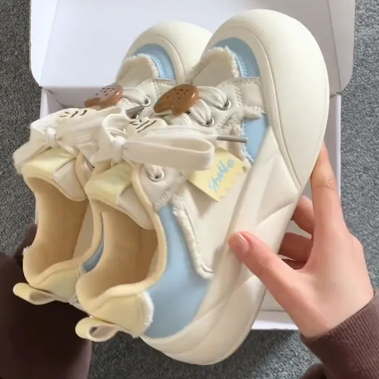 小众不撞款板鞋女2025春季新款厚底小白鞋学生百搭运动休闲面包鞋