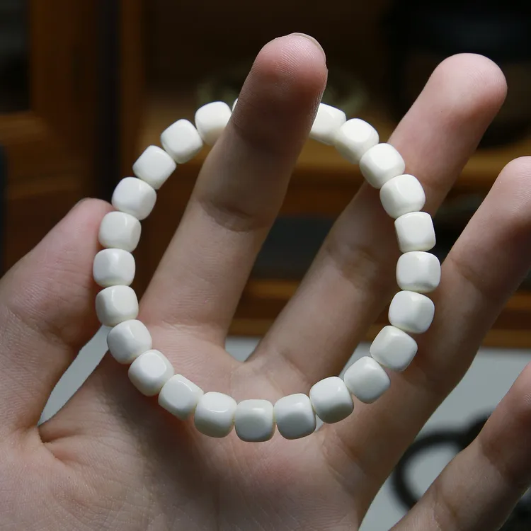 【邂逅菩提】精工全品原生态白玉菩提精修圆孔 六方/扭转单圈