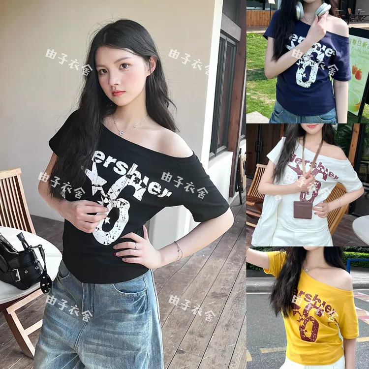 由子衣舍/Youzi Atelier杂志风美式印花辣妹斜肩短袖