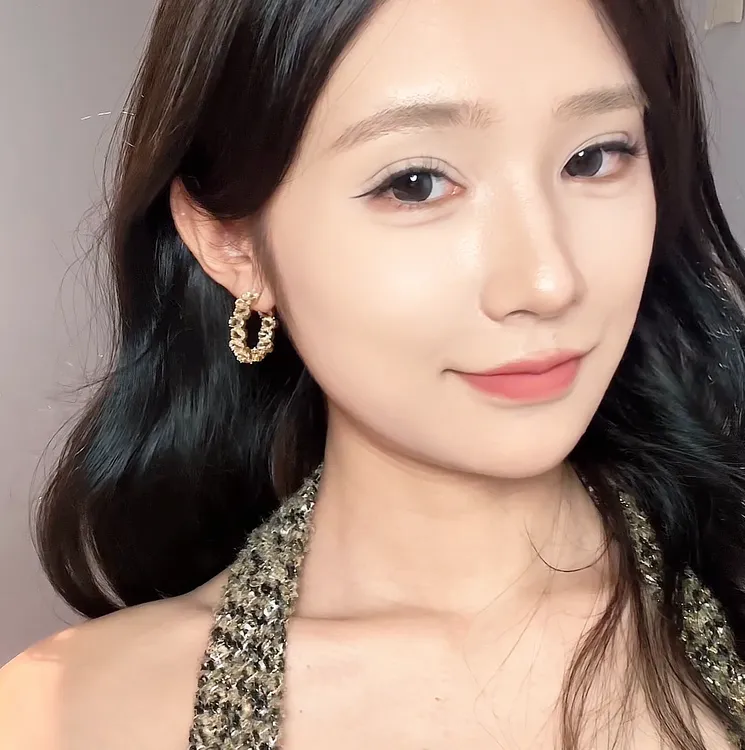 铜合金锆石耳饰 耳环时尚银色文艺气质耳坠复古女圈圈百搭冷淡风