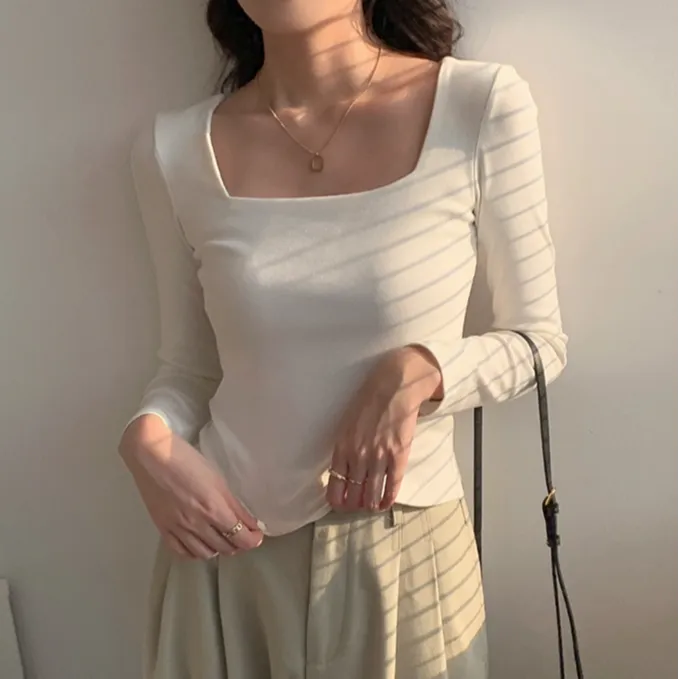 长袖打底衫方领t恤女白色秋冬季2025新款早秋修身型正肩上衣初秋
