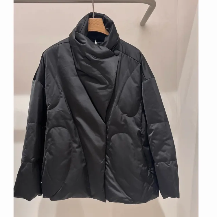 商场同款2025冬季新款气质时尚百搭显瘦立领翻领保暖短款女外套